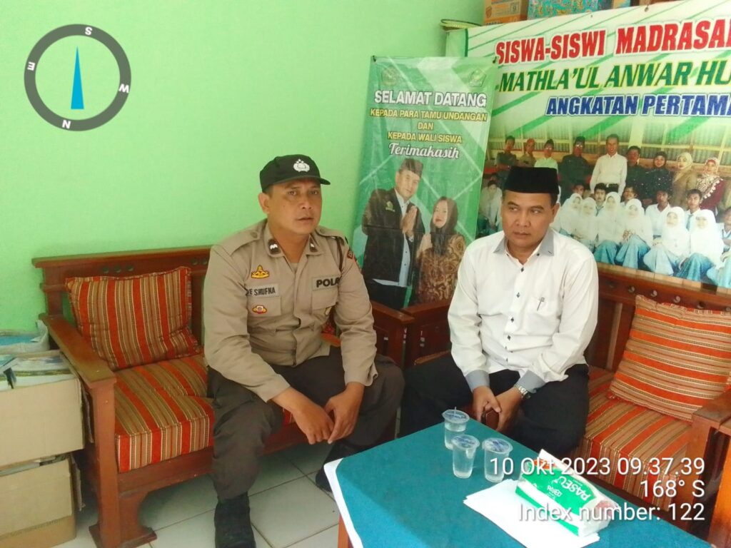 Patroli Kegiatan Rutin yang di Tingkatkan (KRYD) Polsek Cikeusik untuk Meningkatkan Kamtibmas 4 WhatsApp Image 2023 10 11 at 13.43.16
