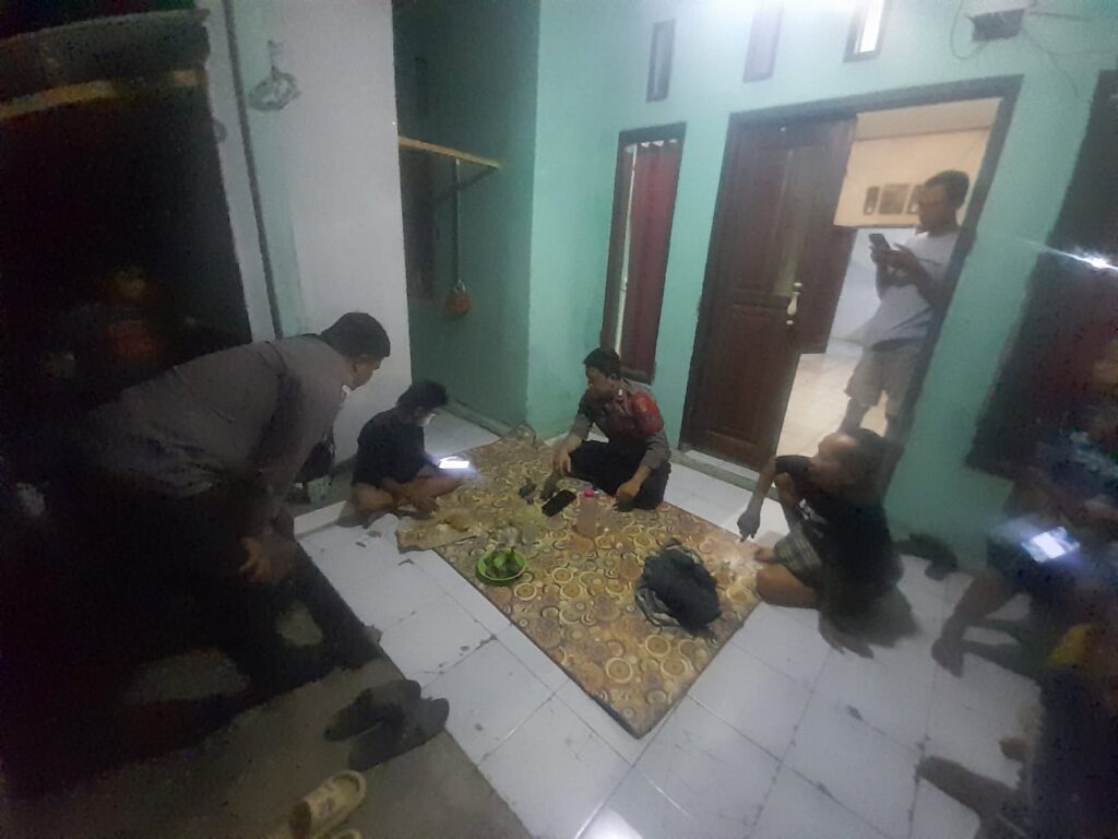 Polsek Angsana Amankan Terduga Pelaku Pencurian HP 9 WhatsApp Image 2023 10 15 at 10.10.48