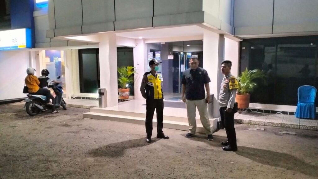 Polsek Pandeglang Himbau Petugas Satpam dan Masyarakat Untuk Jaga Kamtibmas 6 WhatsApp Image 2023 10 22 at 11.06.15