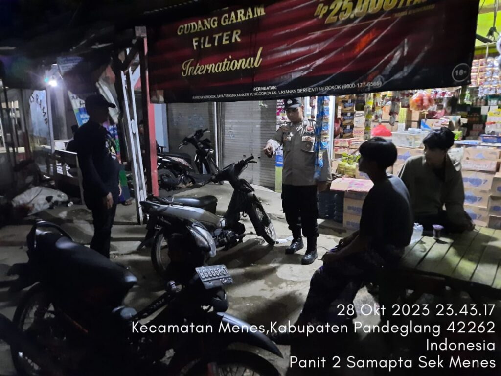 Polsek Menes Mempererat Silaturahmi dan Menjaga Kamtibmas Bersama Masyarakat 7 WhatsApp Image 2023 10 29 at 19.19.51