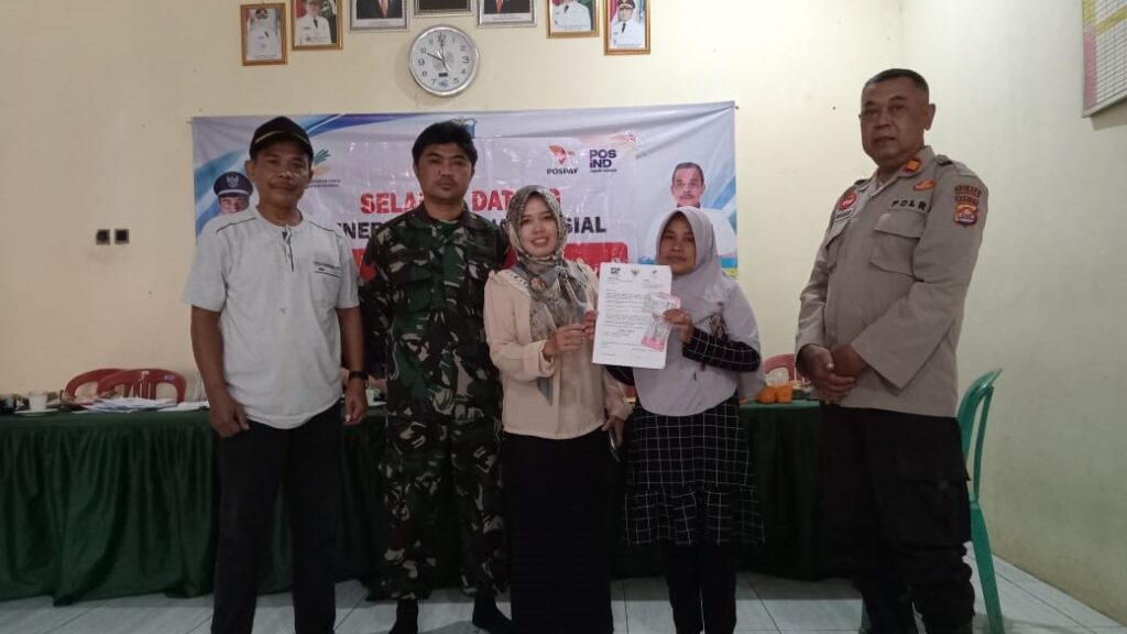 Polsek Bojong Kawal Penyaluran BLT El Nino di Kecamatan Bojong 4 WhatsApp Image 2023 12 23 at 12.08.06