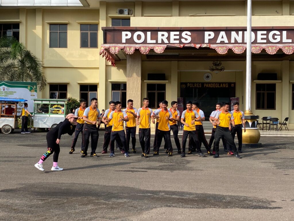 Polres Pandeglang Gelar Senam Bersama Pasca Bulan Ramadhan 6 WhatsApp Image 2024 04 19 at 09.17.03