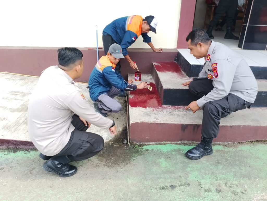 Baglog Monitoring Pemeliharaan dan Perawatan Gedung SPKT Polres Pandeglang 6 WhatsApp Image 2024 05 22 at 12.38.37