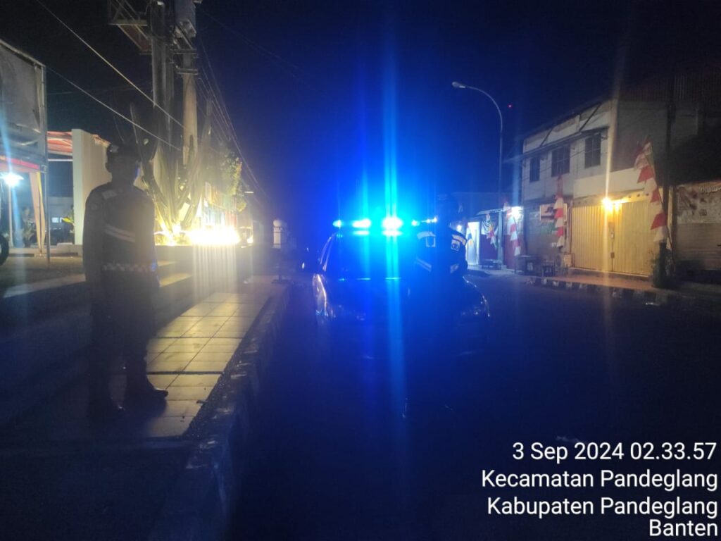 Sat Samapta Polres Pandeglang Gelar Blue Light Patrol untuk Tingkatkan Keamanan Wilayah 8 WhatsApp Image 2024 09 03 at 06.06.07
