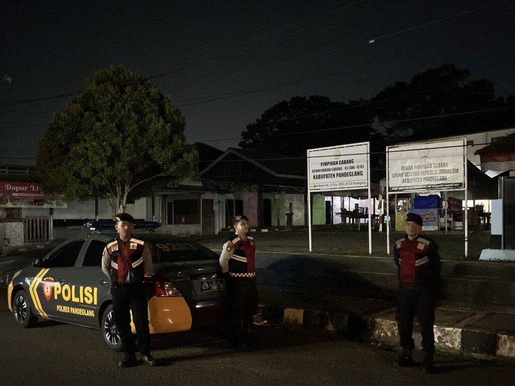 Sat Samapta Polres Pandeglang Gelar Pengamanan di Gedung Juang 45, Pastikan Kenyamanan Masyarakat saat Jam Istirahat 1 WhatsApp Image 2024 09 10 at 07.04.00 1