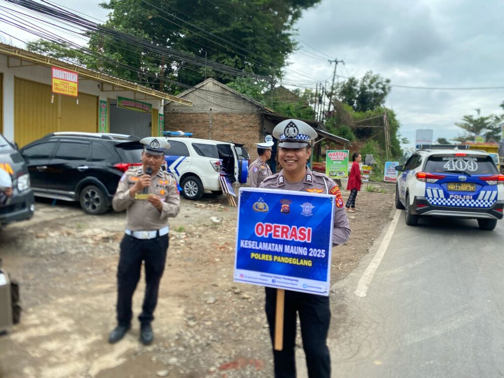 Hari Ke-9 Operasi Keselamatan 2025, Satlantas Polres Pandeglang Gelar Razia di Terminal Kadubanen 4 WhatsApp Image 2025 02 18 at 10.21.56