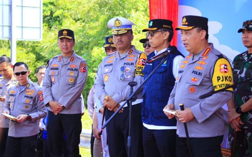 Kapolri Pimpin Pelepasan One Way Nasional Tol Kalikangkung-Cikampek 7 uygh