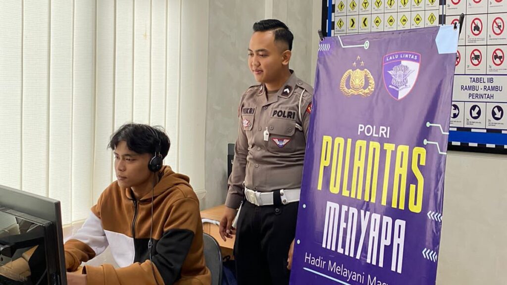 Satlantas Polres Pandeglang Berikan Pelayanan Prima Melalui Coaching Clinic bagi Pemohon SIM 9 WhatsApp Image 2025 12 04 at 09.01.23