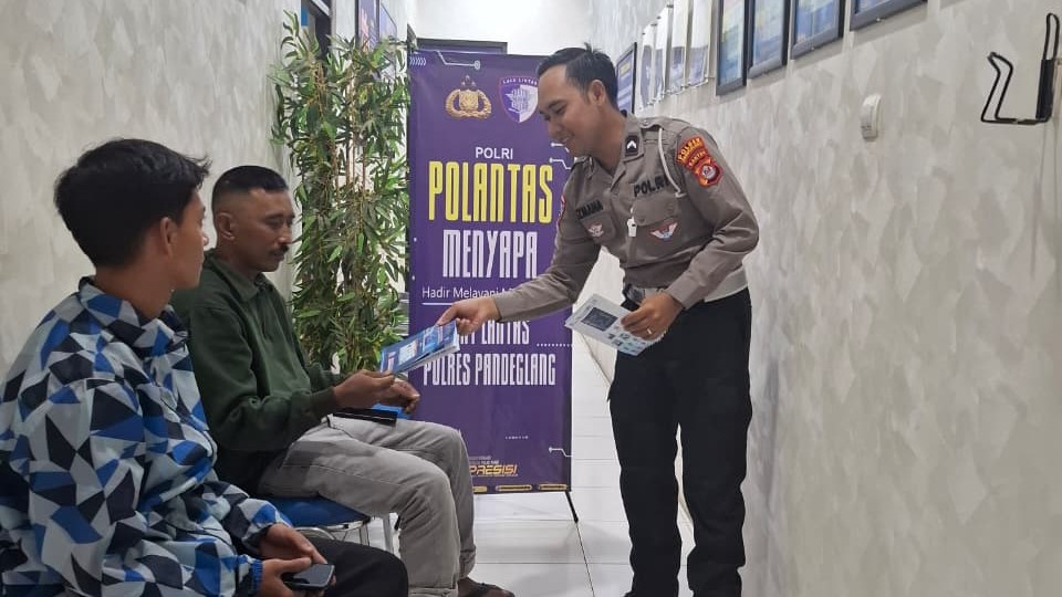 Satlantas Polres Pandeglang Gelar Pelayanan Prima Melalui Coaching Clinic Pemohon SIM 7 WhatsApp Image 2026 01 19 at 09.24.35